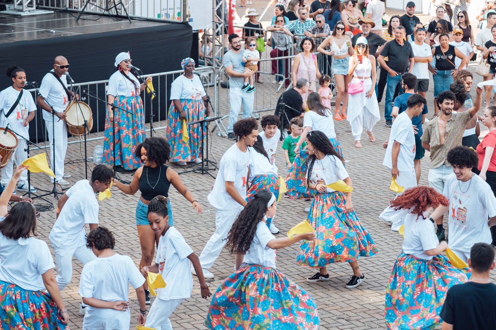 Uma das apresentações da 40ª Festa das Nações será o tradicional Samba de Lenço - Foto: Pecege